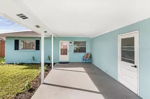 300 & 302 Briarwood Rd, Venice, FL 34293 - Photo 7