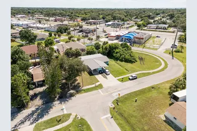 300 & 302 Briarwood Road, Venice, FL 34293 - Photo 31