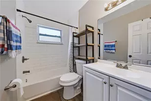 9976 56th Ave N, Saint Petersburg, FL 33708 - Photo 29