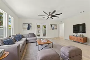 150 50th St N, Saint Petersburg, FL 33710 - Photo 17
