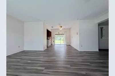 10613 Lake Vista Drive, Seminole, FL 33772 - Photo 5