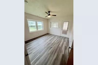 10613 Lake Vista Drive, Seminole, FL 33772 - Photo 3