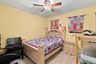 11771 Mango Cross Ct, Seffner, FL 33584 - Photo 19