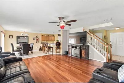 11771 Mango Cross Court, Seffner, FL 33584 - Photo 9