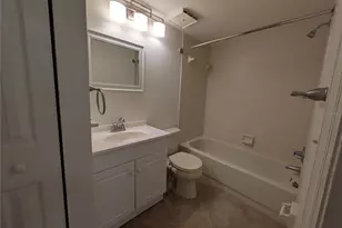 6923 Stonesthrow Cir N, Saint Petersburg, FL 33710 - Photo 15