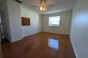 6923 Stonesthrow Cir N, Saint Petersburg, FL 33710 - Photo 13
