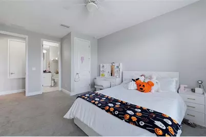 5157 Lakecastle Drive, Tampa, FL 33624 - Photo 39