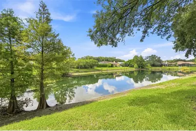 2103 Boot Lake Circle, Tampa, FL 33612 - Photo 39