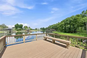 2103 Boot Lake Cir, Tampa, FL 33612 - Photo 45