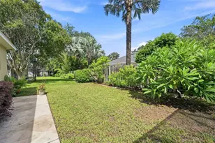 2103 Boot Lake Cir, Tampa, FL 33612 - Photo 37