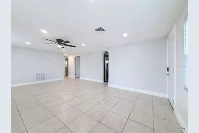 5896 92nd Avenue N, Pinellas Park, FL 33782 - Photo 5
