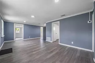 636 Stremma Rd, Largo, FL 33770 - Photo 3
