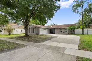4010 Braesgate Ln, Tampa, FL 33624 - Photo 1