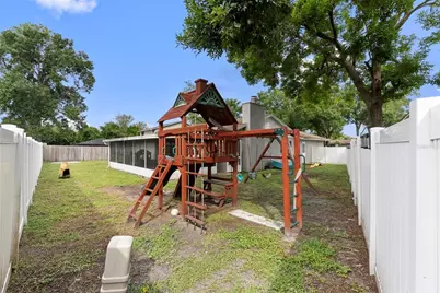 4010 Braesgate Lane, Tampa, FL 33624 - Photo 29