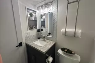 201 Palmetto Ct, Oldsmar, FL 34677 - Photo 37