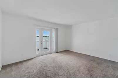 165 Pompano Dr SE, Saint Petersburg, FL 33705 - Photo 15