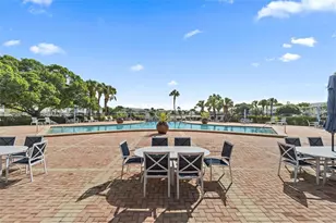 165 Pompano Dr SE, Saint Petersburg, FL 33705 - Photo 23