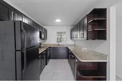 165 Pompano Dr SE, Saint Petersburg, FL 33705 - Photo 11