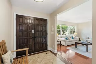 9165 136th St, Seminole, FL 33776 - Photo 5