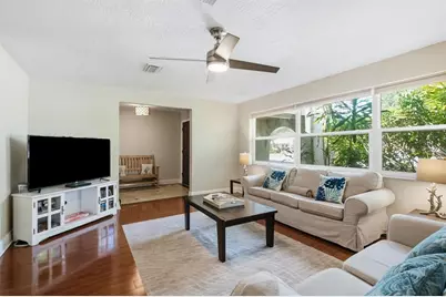 9165 136th Street, Seminole, FL 33776 - Photo 9