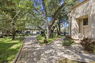 255 Los Prados Dr, Safety Harbor, FL 34695 - Photo 35