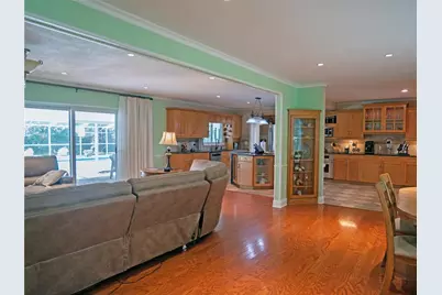 615 Valle Vista Drive, Brandon, FL 33511 - Photo 3