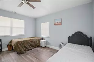 3001 W Chestnut St, Tampa, FL 33607 - Photo 17
