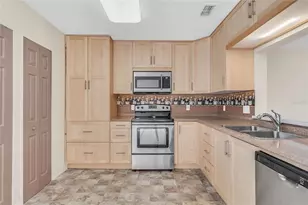 906 Tillery Way, Orlando, FL 32828 - Photo 11
