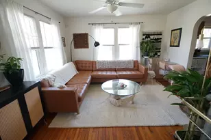 145 NE Lincoln Cir N, Saint Petersburg, FL 33702 - Photo 7