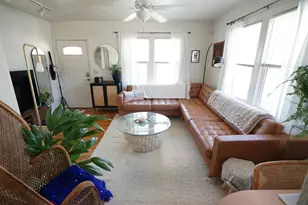 145 NE Lincoln Cir N, Saint Petersburg, FL 33702 - Photo 5