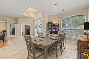 5109 Sylvan Oaks Dr, Valrico, FL 33596 - Photo 9