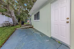 165 Sky Loch Dr E, Dunedin, FL 34698 - Photo 27