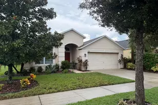 8606 Deep Maple Dr, Riverview, FL 33578 - Photo 5