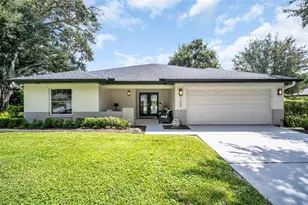 1309 Gillespie Dr, Palm Harbor, FL 34684 - Photo 1