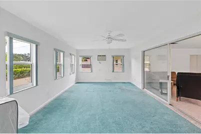 1431 Pinellas Point Drive S, Saint Petersburg, FL 33705 - Photo 17