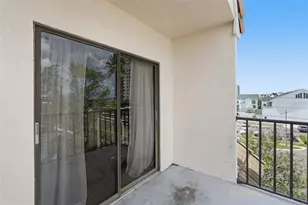 325 Island Way, Clearwater Beach, FL 33767 - Photo 11