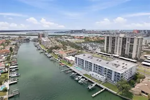 325 Island Way, Clearwater Beach, FL 33767 - Photo 35