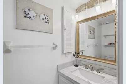 325 Island Way #101, Clearwater Beach, FL 33767 - Photo 15