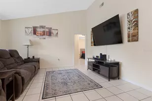2158 Beverly Ln, Clearwater, FL 33763 - Photo 3
