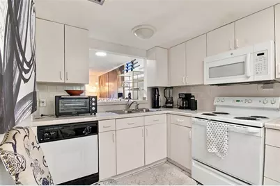6346 Newtown Circle #46B4, Tampa, FL 33615 - Photo 13