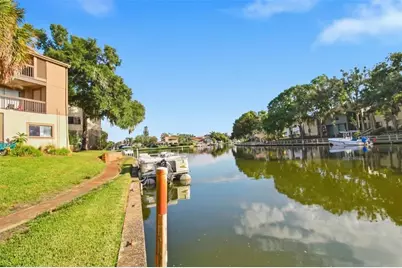 6346 Newtown Circle #46B4, Tampa, FL 33615 - Photo 5