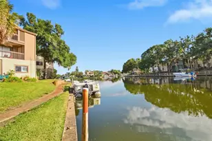 6346 Newtown Cir, Tampa, FL 33615 - Photo 5