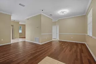 19149 Dove Creek Dr, Tampa, FL 33647 - Photo 11
