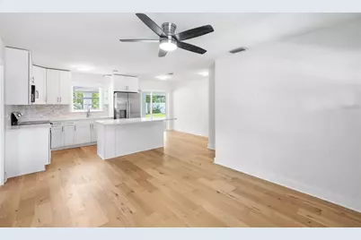 4232 W Bay View Avenue, Tampa, FL 33611 - Photo 9