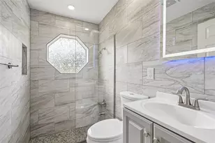 2373 W Apricot Dr, Beverly Hills, FL 34465 - Photo 17