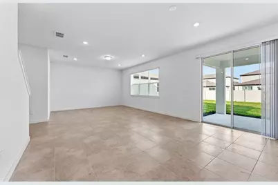 11133 Sycamore Glen Loop, Thonotosassa, FL 33592 - Photo 7