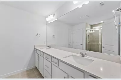 11133 Sycamore Glen Loop, Thonotosassa, FL 33592 - Photo 9