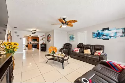 1201 Julian Lane Drive, Tampa, FL 33619 - Photo 5