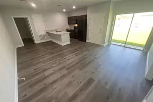 2261 Florida Dr, Deltona, FL 32738 - Photo 3