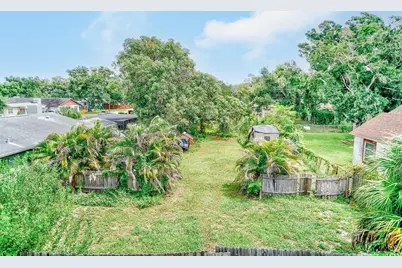 Dayton Street S, Saint Petersburg, FL 33712 - Photo 9